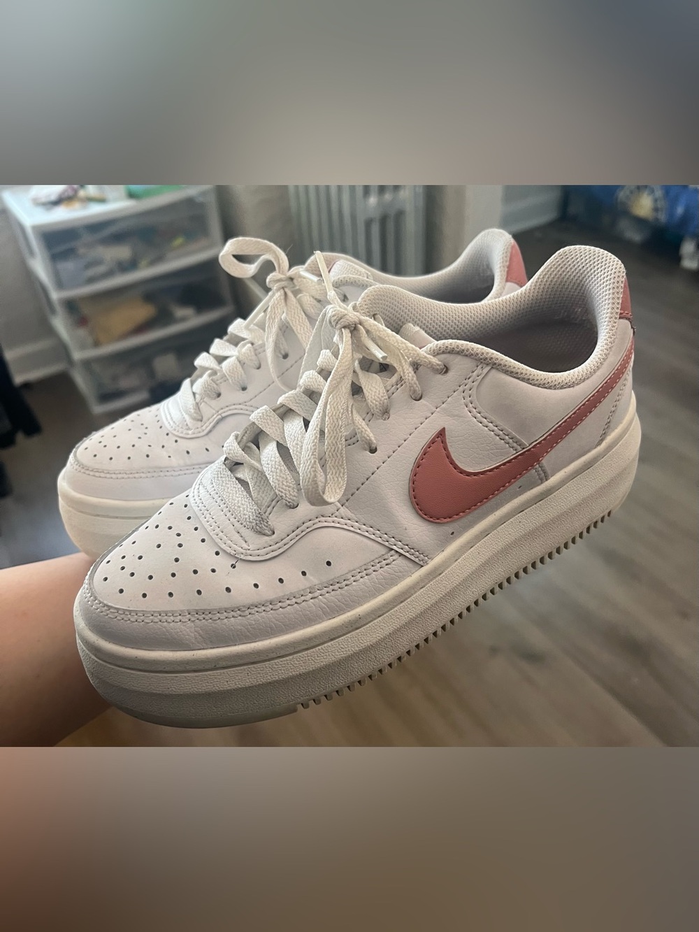 Nike sneakers - Picture 4 of 6